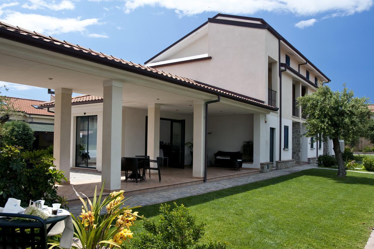 Oliveto A Mare - Suite & Apartment Ascea Exterior photo