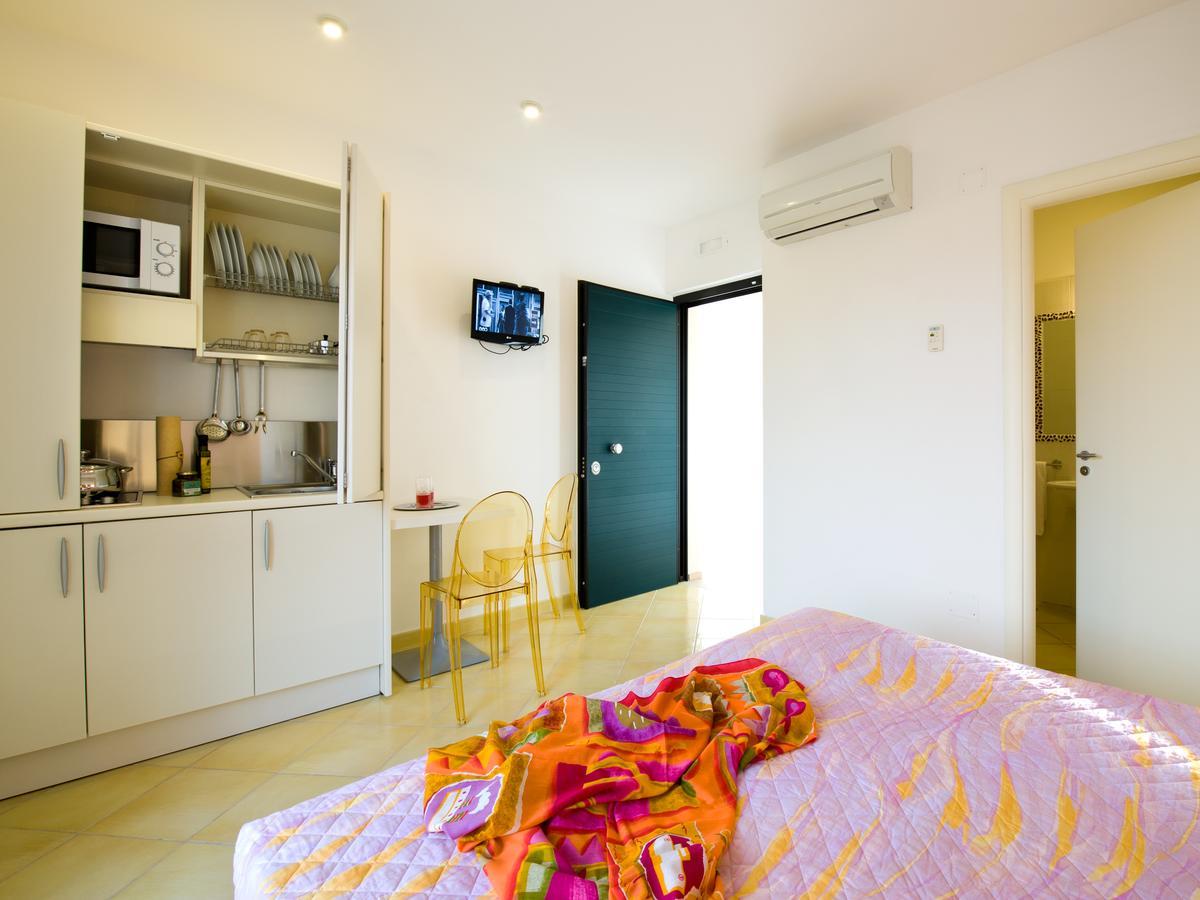 Oliveto A Mare - Suite & Apartment Ascea Exterior photo